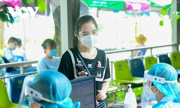 Число новых зараженных коронавирусом во Вьетнаме за последние сутки снизилось более чем на 5100 человек