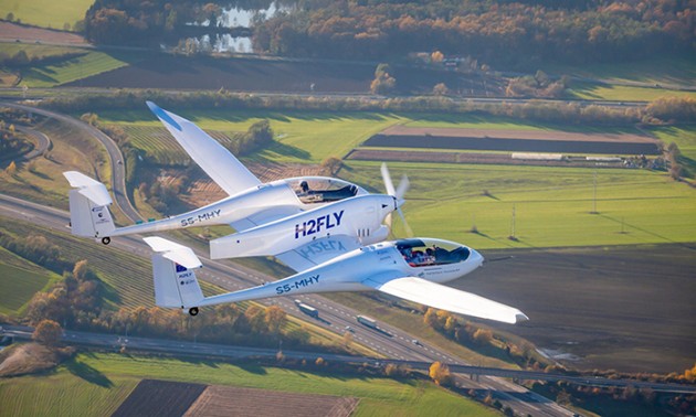 Установлен новый рекорд высоты для водородного самолета 