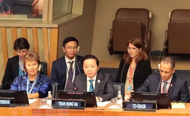 Конференция ООН по водным ресурсам: Вице-премьер Чан Хонг Ха стал одним из основных спикеров на диалоге по сотрудничеству в области водных ресурсов
