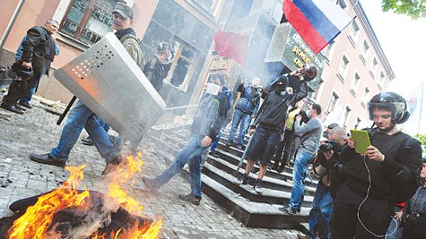 乌克兰：抗议者占据更多东南部政府机关办公楼