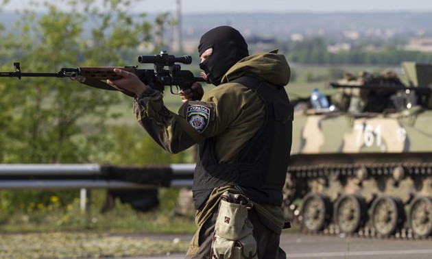 俄方呼吁乌克兰停止在东南部的军事行动