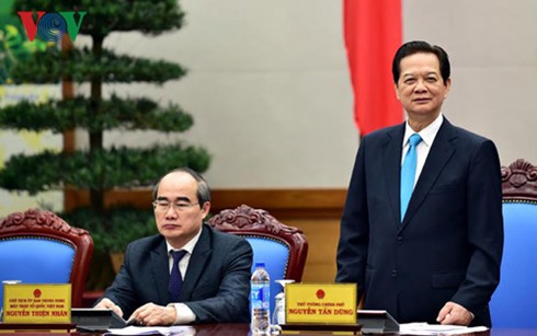 越南政府与祖国阵线中央委员会举行联席会议