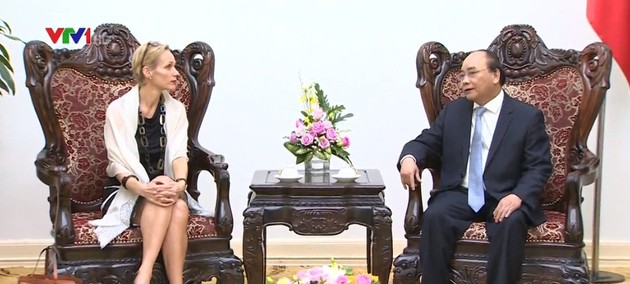越南政府总理阮春福会见瑞典驻越大使梅兰德