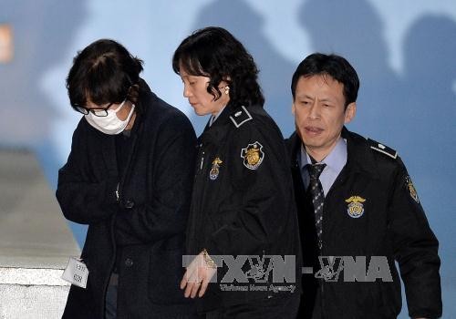 韩国法院下令逮捕朴槿惠好友崔顺实
