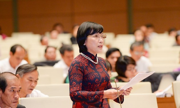 越南国会讨论《外贸管理法（草案）》