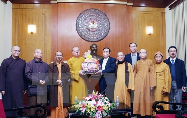 越南佛教教会一向与越南祖国阵线携手良好开展各项运动及竞赛活动