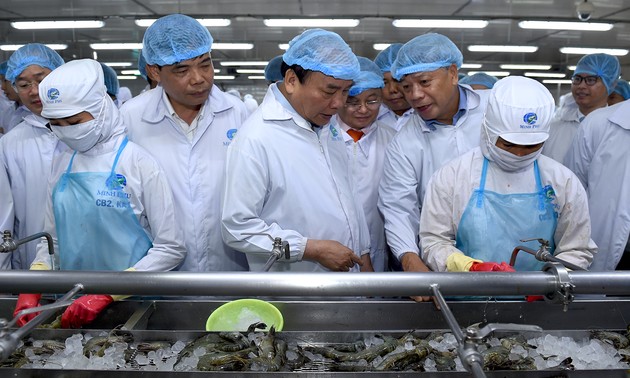 阮春福：2025年越南虾出口力争达100亿美元