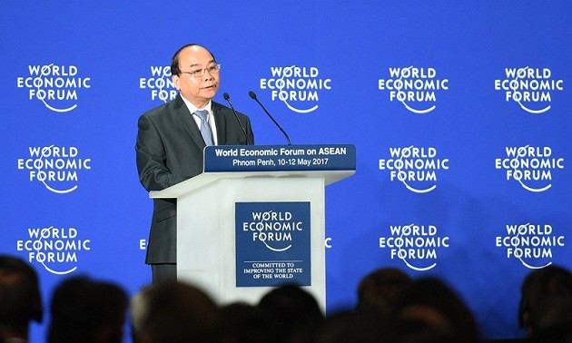 阮春福在2017世界经济论坛东盟峰会开幕式上发表重要演讲
