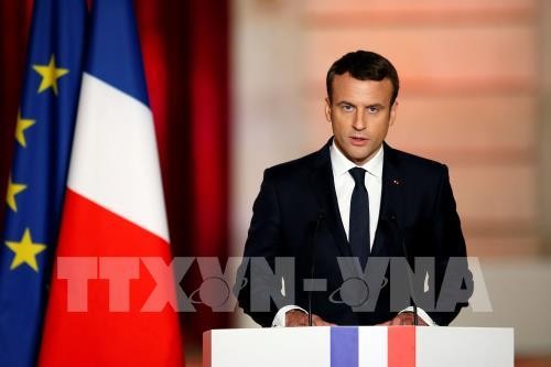 法国新任总统马克龙承诺建设强大的法国和让法国人重拾自信