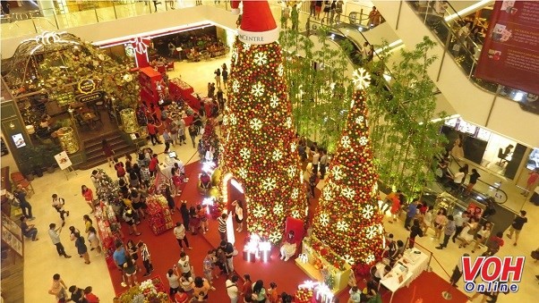越南各地举行活动 欢度圣诞节