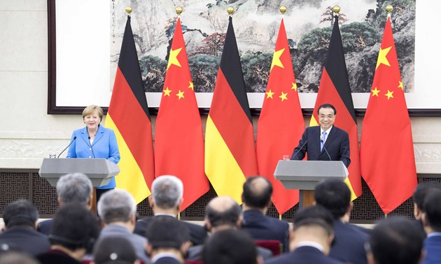中德总理会谈讨论双边贸易关系