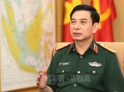 越南人民军总参谋长会见马来西亚皇家海军司令
