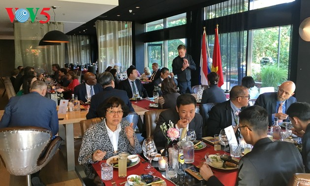 越南美食日在荷兰举行