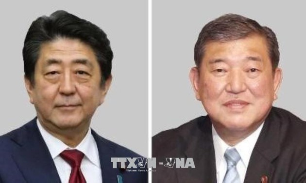 日本：自由民主党党首选举前夕安倍晋三首相的支持率高企