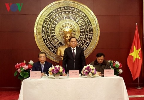 越南祖国阵线中央委员会主席陈清敏对中国进行工作访问