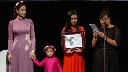 越南电影《第三个妻子》在开罗国际电影节获奖