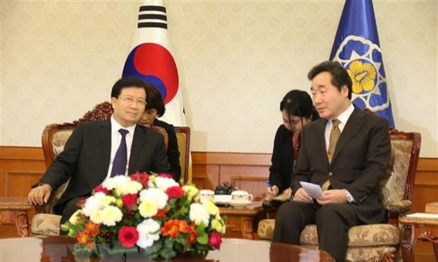 越南政府副总理郑庭勇访问韩国