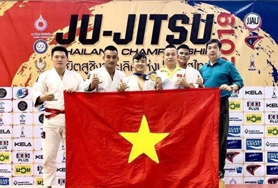 越南在泰国柔术公开赛上夺得冠军 