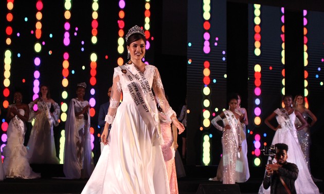 越南选手荣获2019年环球国际超级小姐大赛冠军