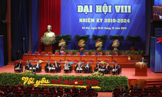 越南青年要拥有建设富饶强大国家的渴望