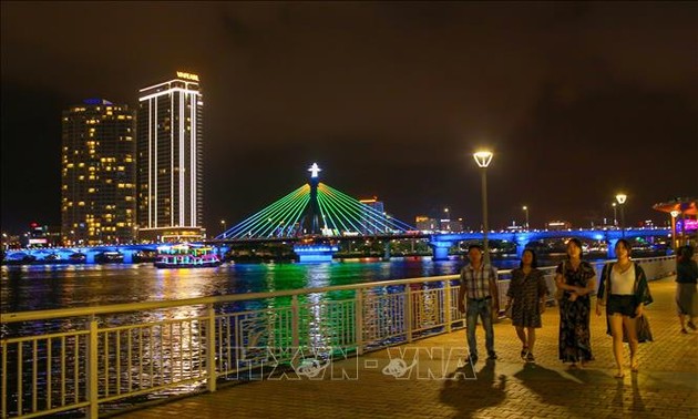 庚子春节到岘港市旅游的游客数量增长13%