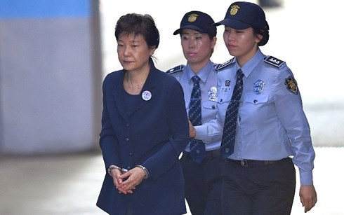 តុលាការកូរ៉េខាងត្បូងស្ដារឡើងវិញនូវការជំនុំជំរះអតីតប្រធានាធិបតីលោកស្រី Park Geun-hye 