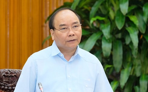 នាយករដ្ឋមន្ត្រី លោក Nguyen Xuan Phuc អញ្ជើញជួបធ្វើការជាមួយសហព័ន្ធពលកម្មវៀតណាម