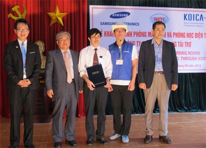 Khánh thành Trung tâm E-learning do KOICA- Samsung tài trợ 