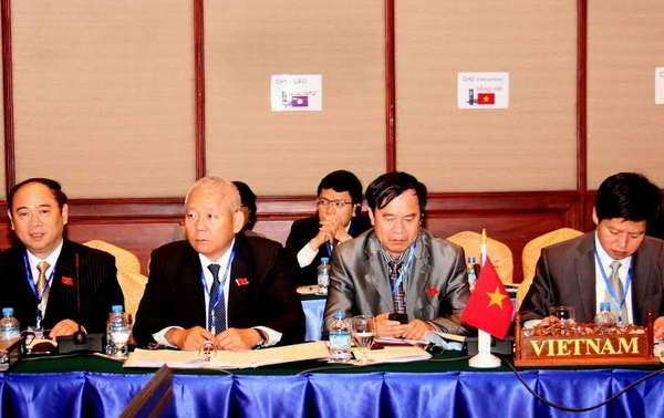 Quốc hội Việt Nam - Lào - Campuchia tăng cường giám sát ngân sách nhà nước 