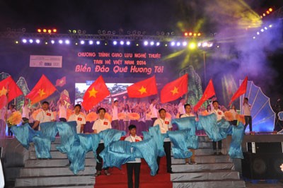 Trại hè Việt Nam 2014: Biển đảo quê hương tôi