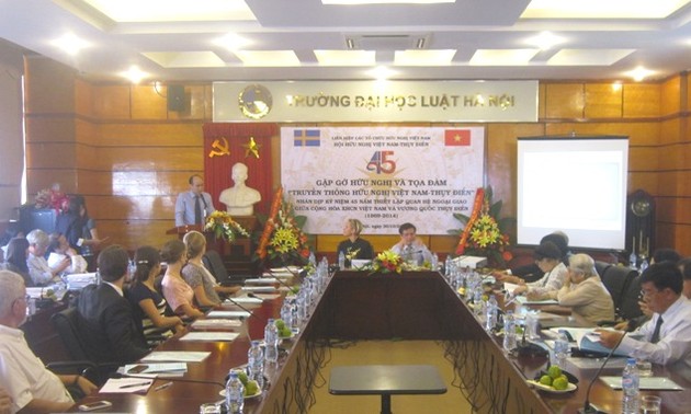 Giao lưu hữu nghị kỷ niệm 45 năm thiết lập quan hệ ngoại giao Việt Nam-Thụy Điển