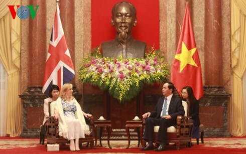 Chủ tịch nước Trần Đại Quang tiếp Phó Chủ tịch Hạ viện Anh 