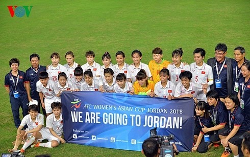 Liên đoàn bóng đá Châu Á ca ngợi tuyển nữ Việt Nam