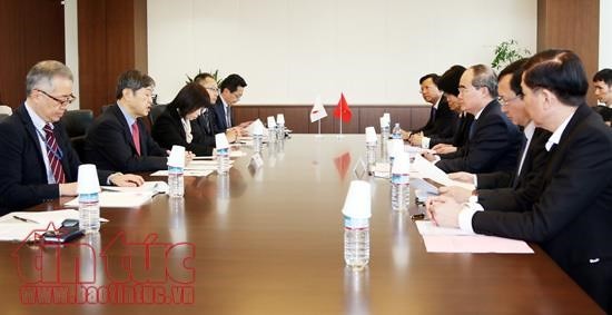 Bí thư Thành ủy thành phố Hồ Chí Minh Nguyễn Thiện Nhân thăm và làm việc tại Nhật Bản