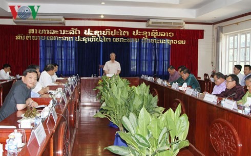Thường trực Ban Bí thư Trần Quốc Vượng thăm tỉnh Vientiane