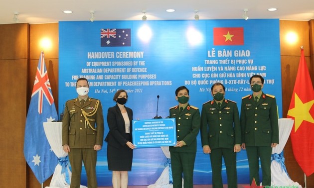 Australia hỗ trợ Việt Nam trang thiết bị nâng cao năng lực gìn giữ hòa bình Liên hợp quốc 