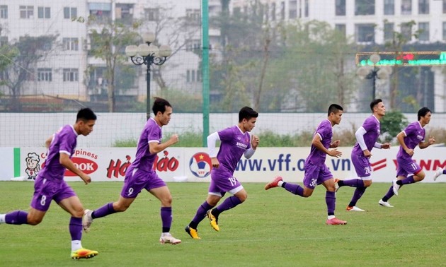 Hoàn tất công tác chuẩn bị cho trận đấu đội tuyển Việt Nam gặp Oman