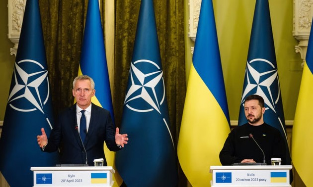 NATO summit will not formally invite Ukraine to join alliance