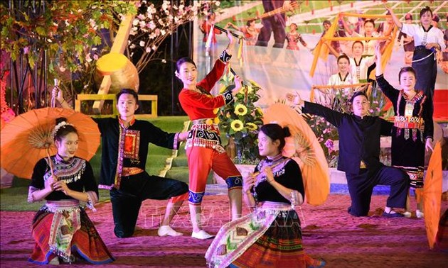Ethnic minority cultural festivals underway in Dien Bien, Dak Nong  