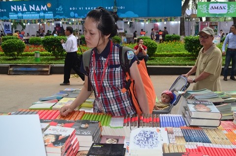 В Ханое открылся 2-й книжный фестиваль, приуроченный к Празнику книги