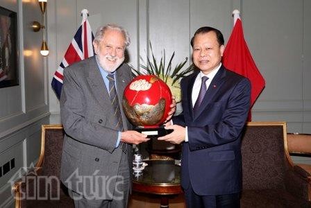 Вьетнам желает расширить сотрудничество с Великобританией в разных областях