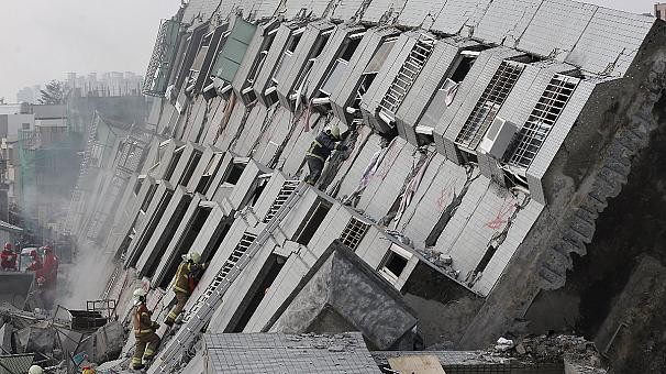 Растёт число жертв землетрясения на Тайване