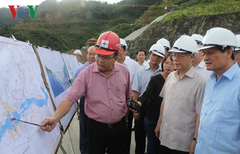 Генсек ЦК КПВ Нгуен Фу Чонг посетил ГЭС «Лайтяу»