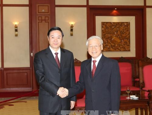 Генсекретарь ЦК КПВ Нгуен Фу Чонг принял делегацию Компартии Китая