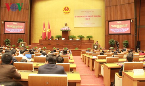 Нгуен Тхи Ким Нган председательствовала на конференции, посвящённой резолюциям 4-го пленума ЦК КПВ