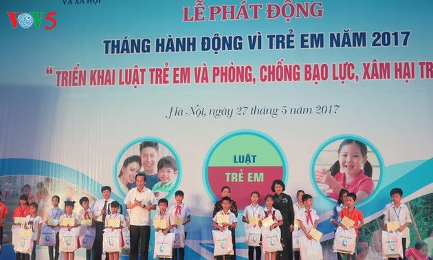 Во Вьетнаме начался Месячник ради детей