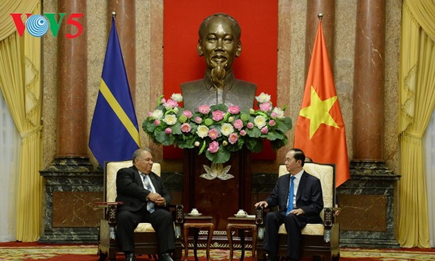 Вьетнам намерен расширить сотрудничество с Науру и Норвегией
