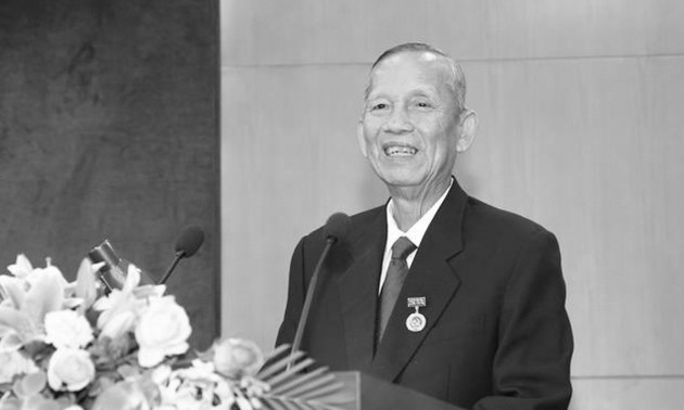Скончался бывший вице-премьер Вьетнама Чыонг Винь Чонг