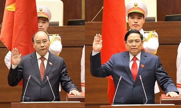 Поздравительные телеграммы от высших руководителей Лаоса и Китая в адрес вьетнамских коллег