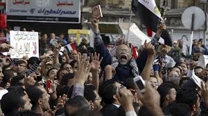 ผู้พิพากษาอียิปต์ประนาณแถลงการณ์เกี่ยวกับรัฐธรรมนูญฉบับใหม่ของประธานาธิบดีมอร์ซี